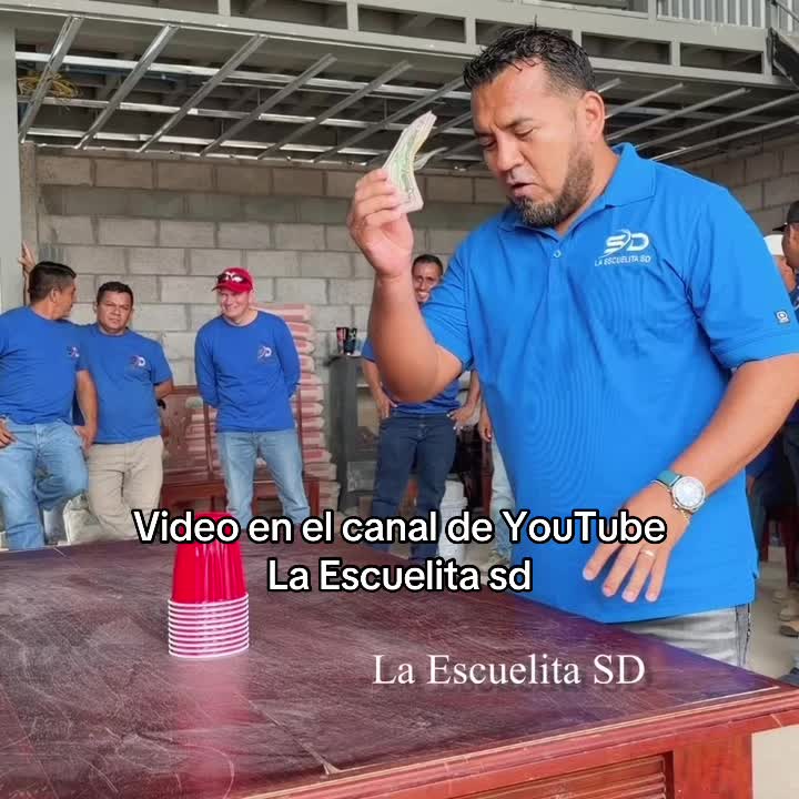 @Laescuelitasd_Oficial