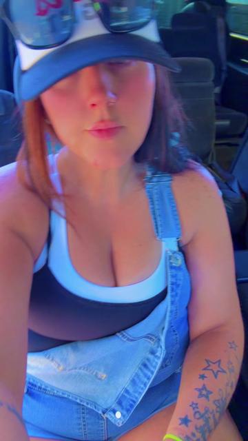 @⭐️ Danielle AKA DeE ⭐️