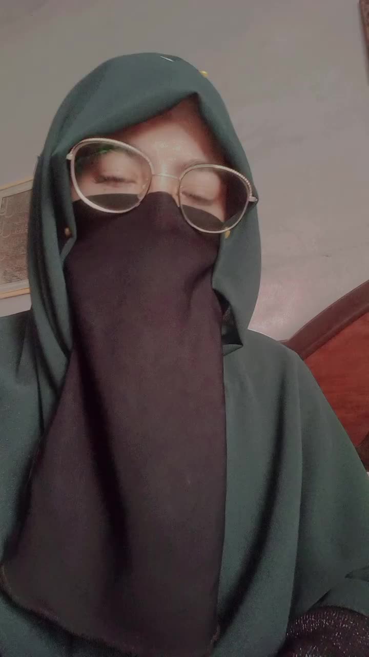 @silent girl 🥰🥰