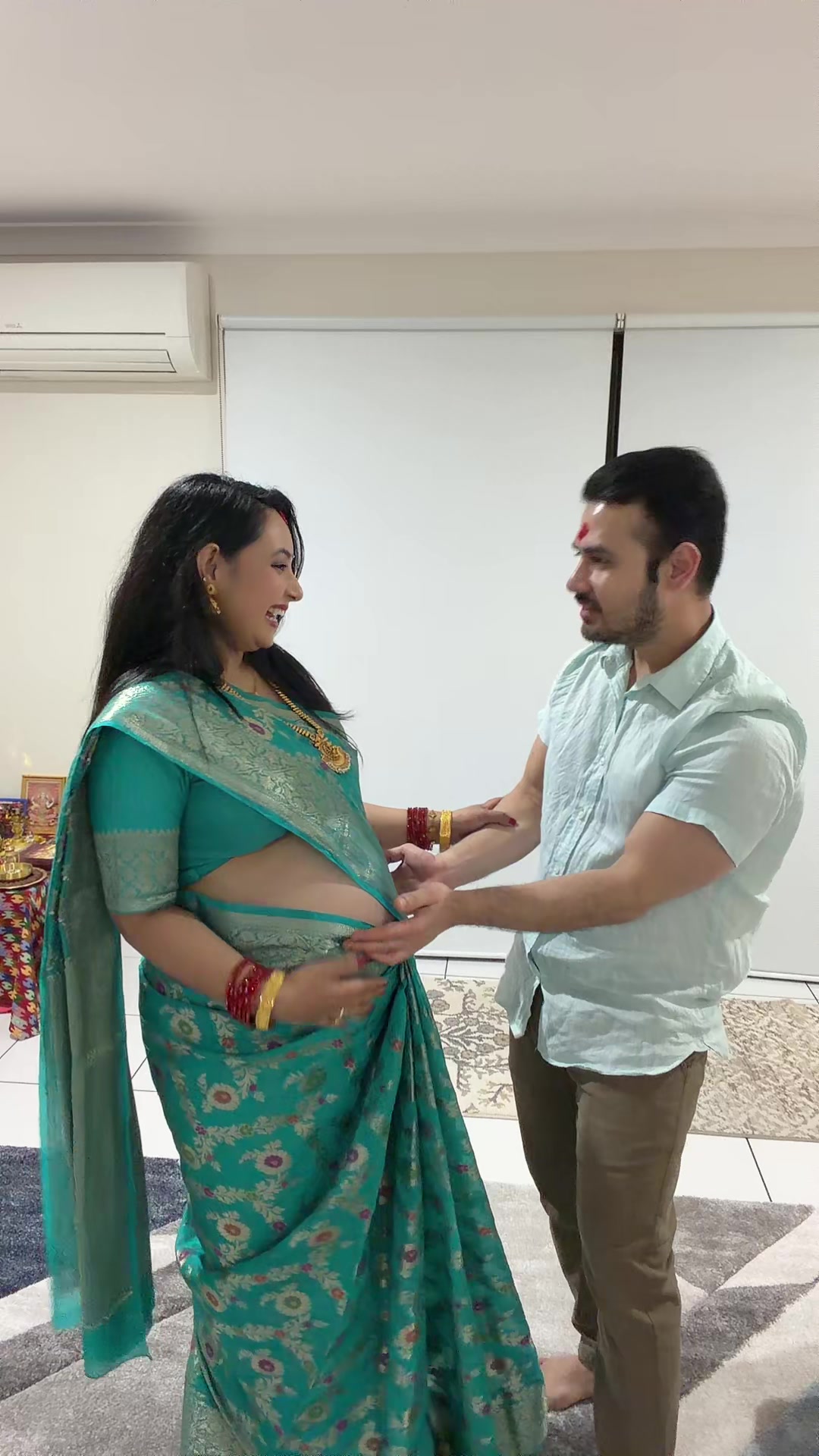 @Dipshikha