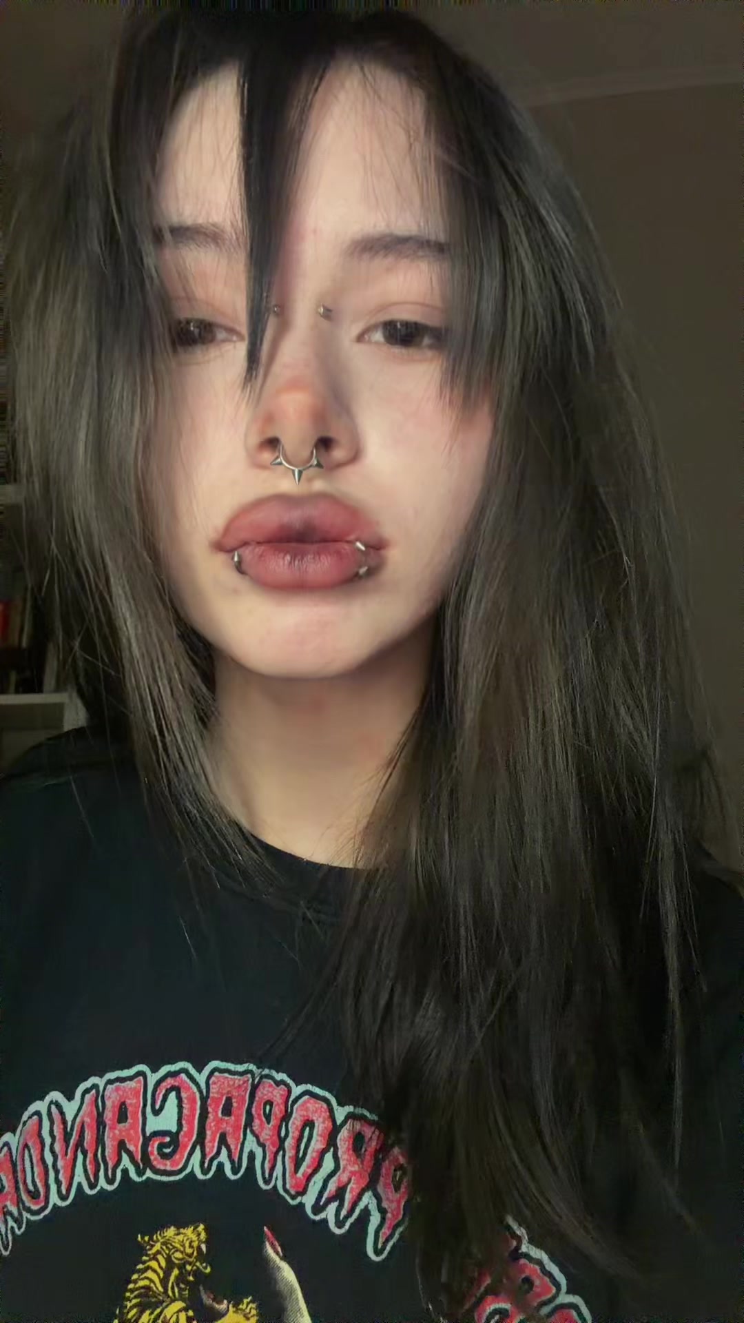 @Ririka