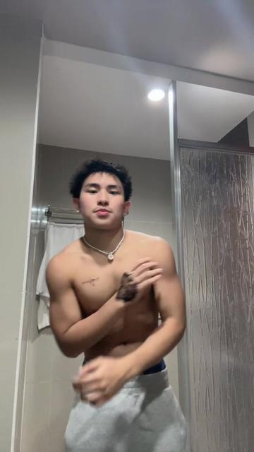 @Prettyboi_Daf