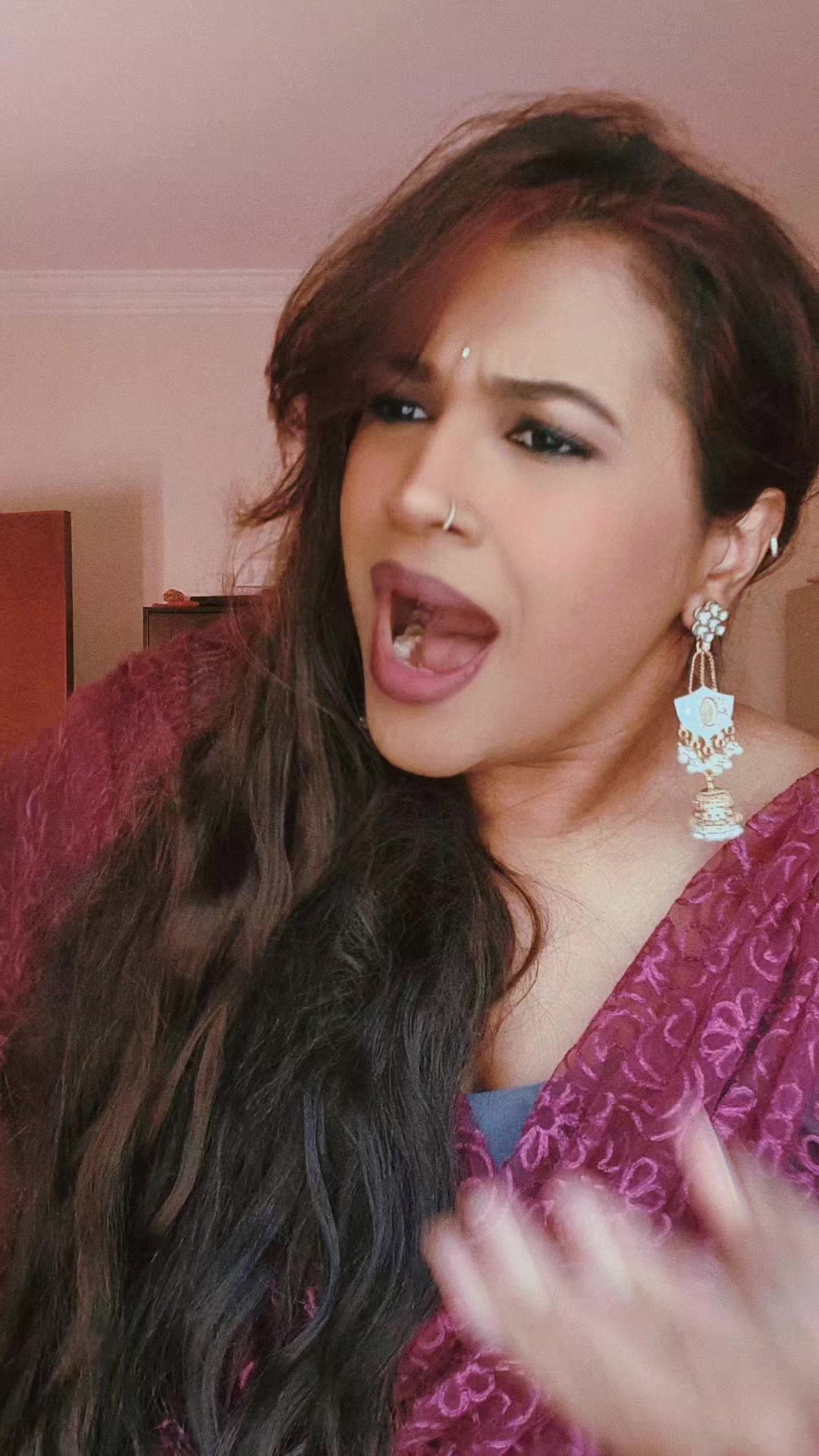 @■ MENAKA ■
