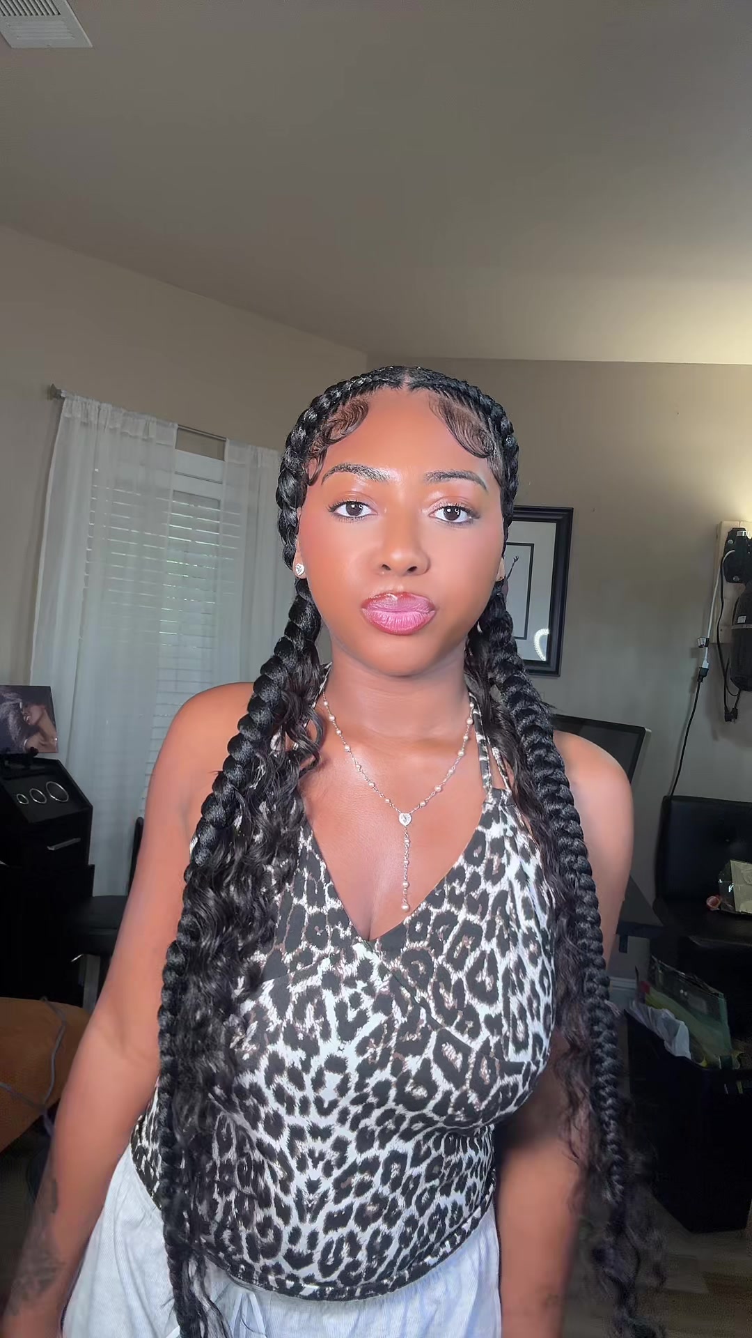 @Meekianaaa