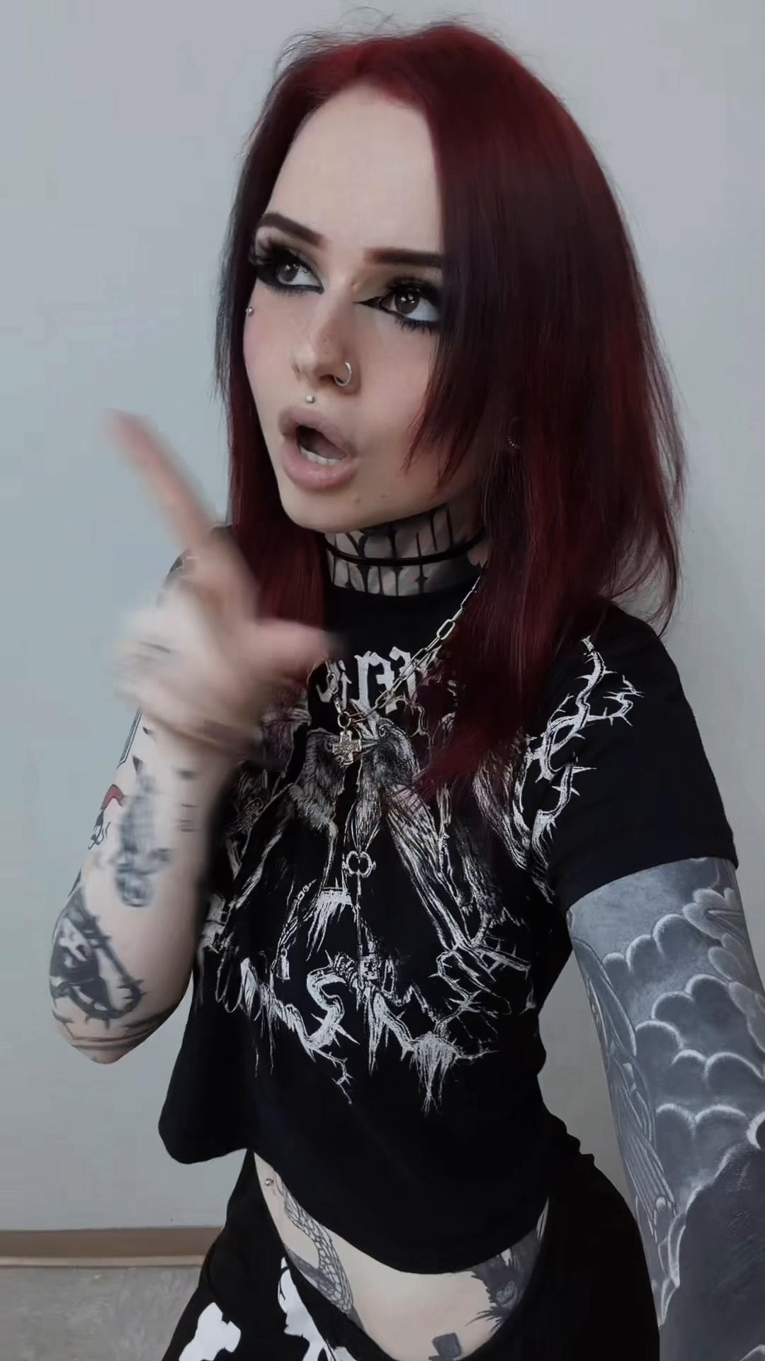@˚ ♱ 𝔰𝔢𝔯𝔞𝔰 ♱˚