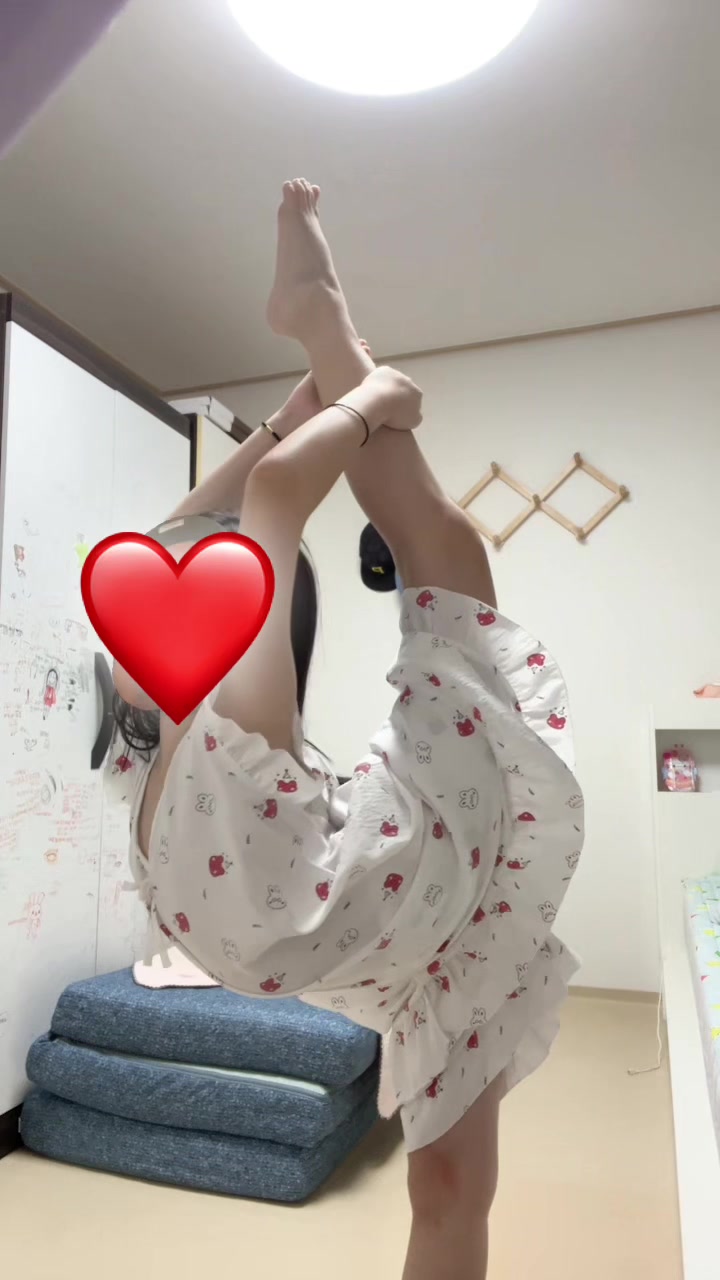 @연 바라기 딸기모찌🤸