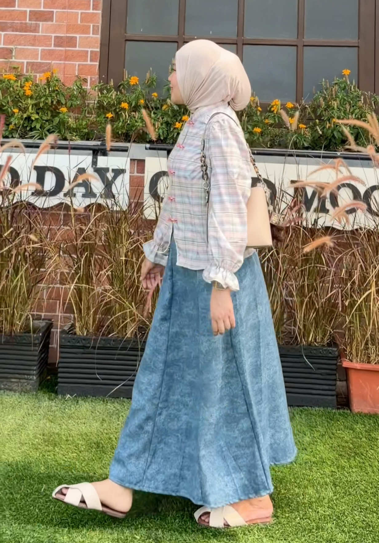 @yulianasafitrii