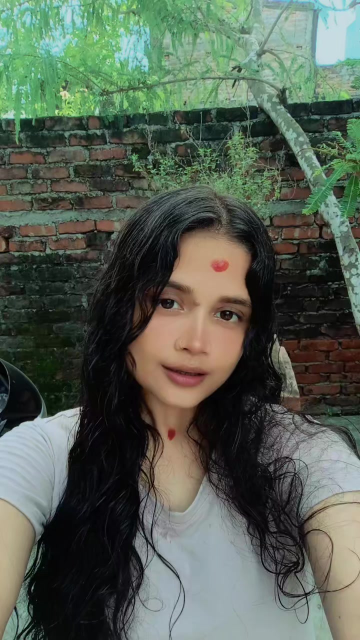@Aakriti Ray 🧿