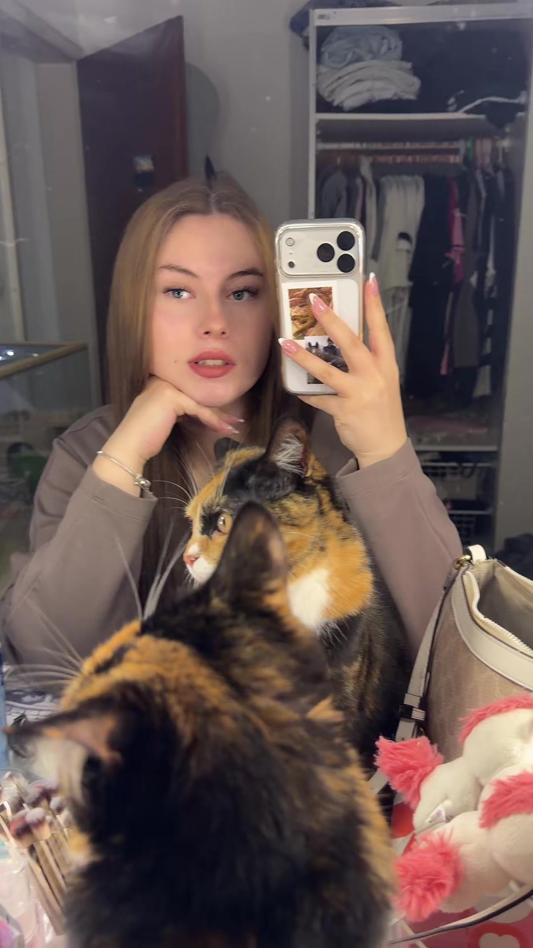 @Athosali