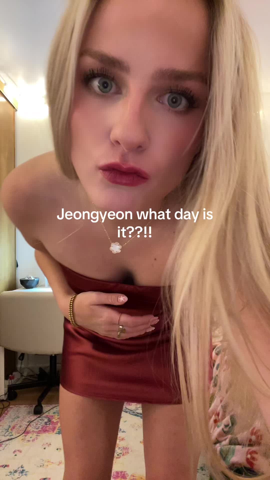 @Eggy