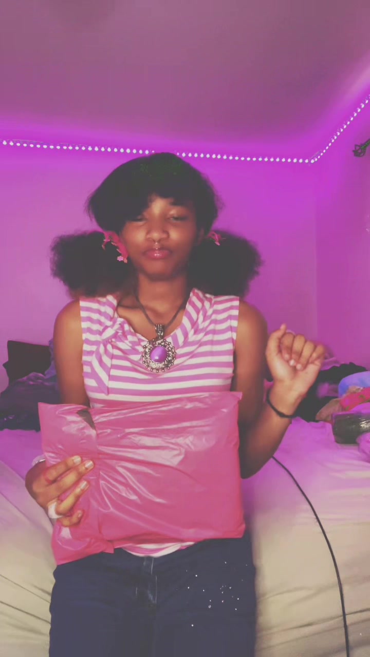 @pinkunicornheart_