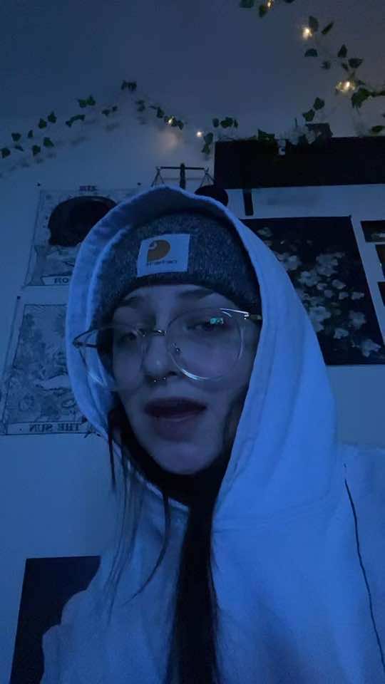 @:D