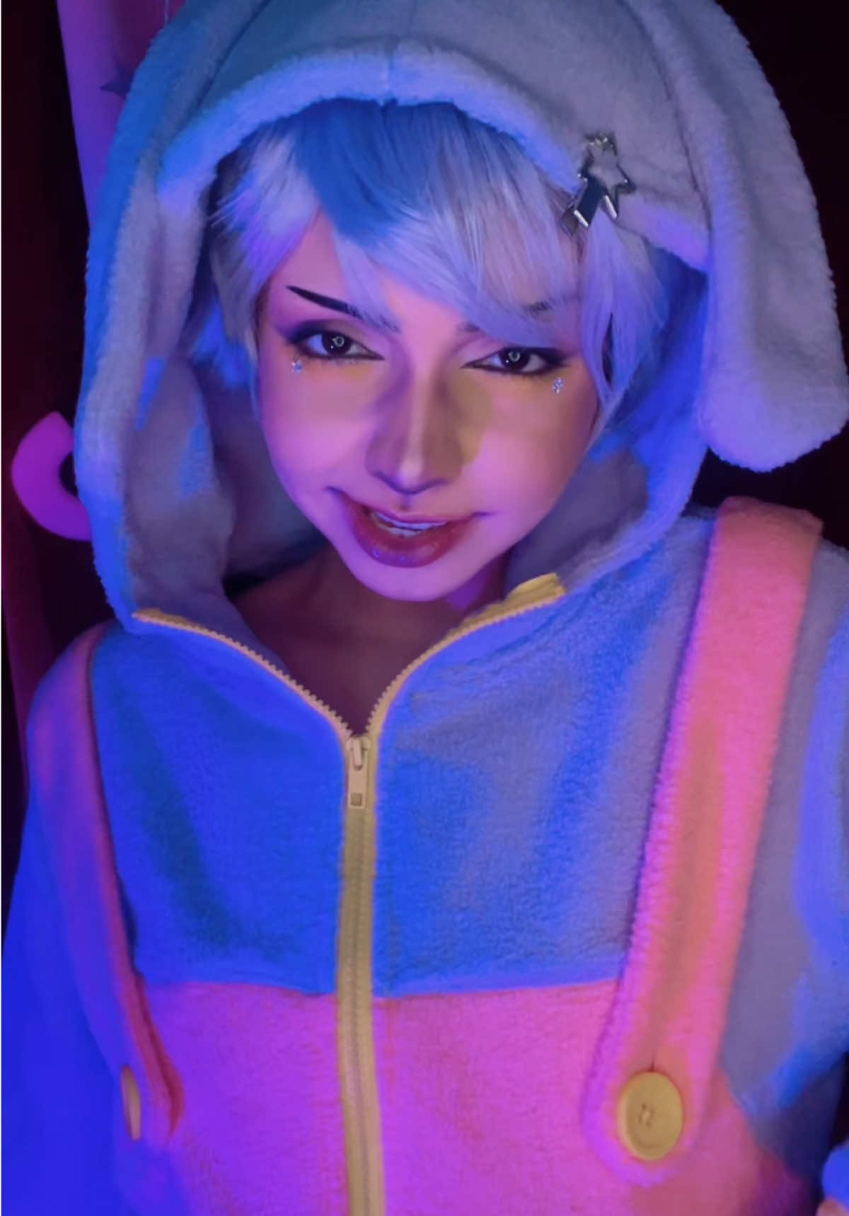 @ari <3