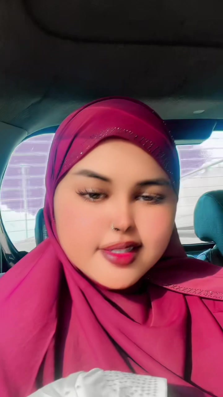 @Queen iftizam 🎀🥀