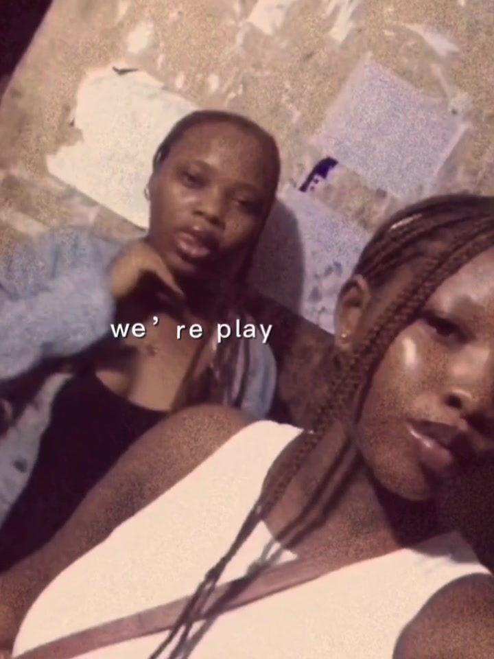 @𝐸𝒮𝐸𝐿𝐸 💕