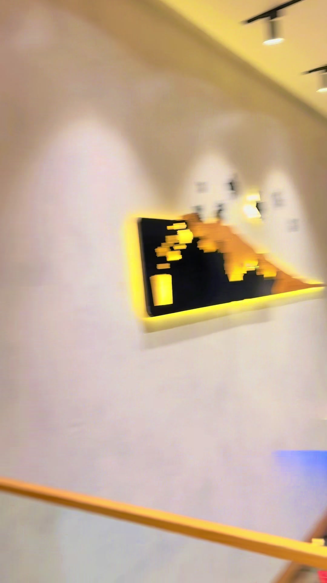 @ₖₐشₕᵢf bₕₐₗₗᵢ