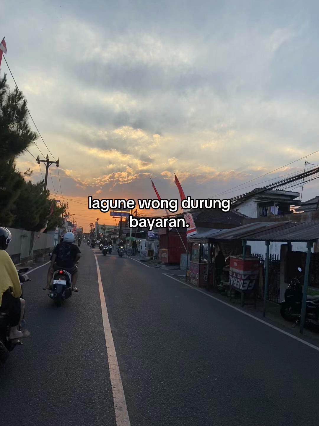 @𝙎𝙀𝙈𝙍𝘼𝙒𝙐𝙏✰