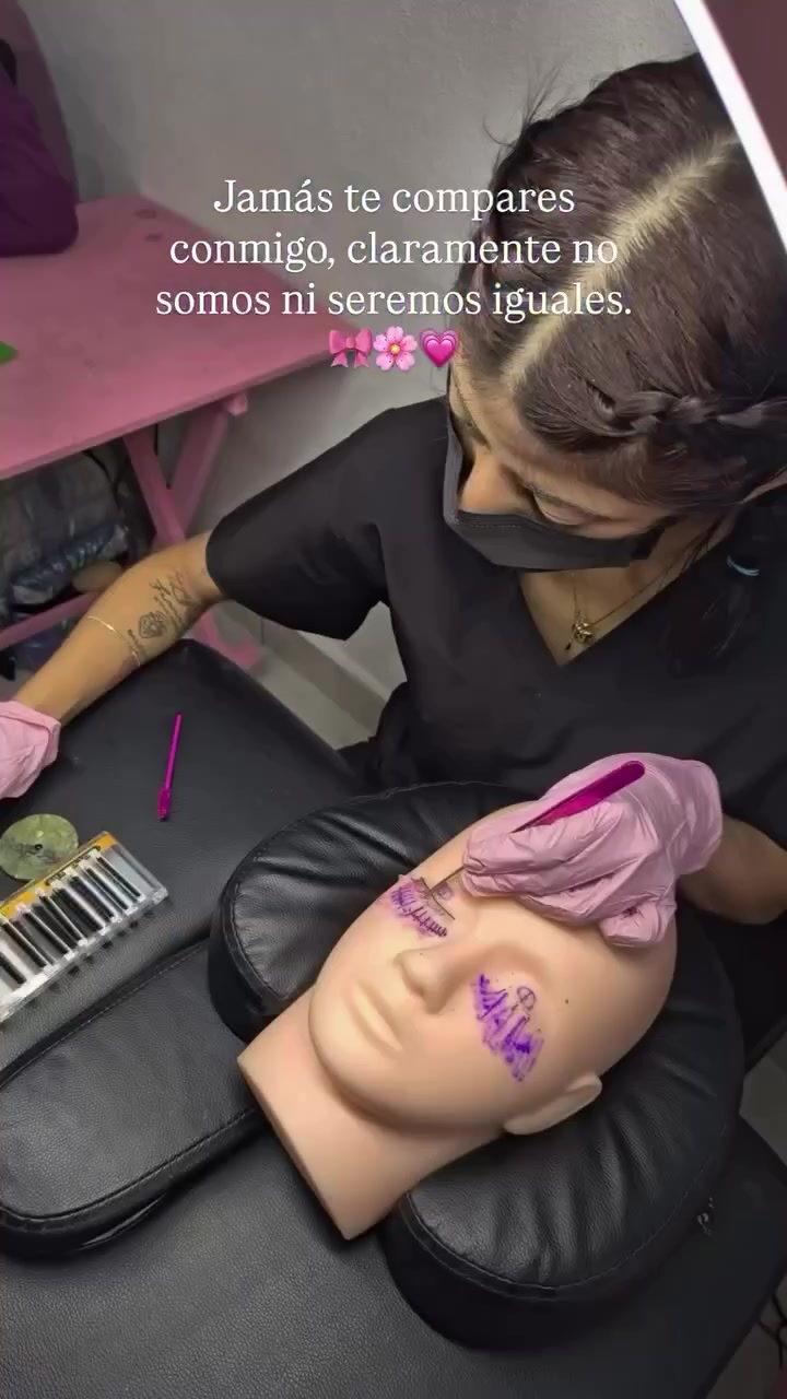 @𝓥𝓪𝓷𝓮𝓼𝓼𝓪 𝓜𝓮𝓷𝓭𝓮𝔃