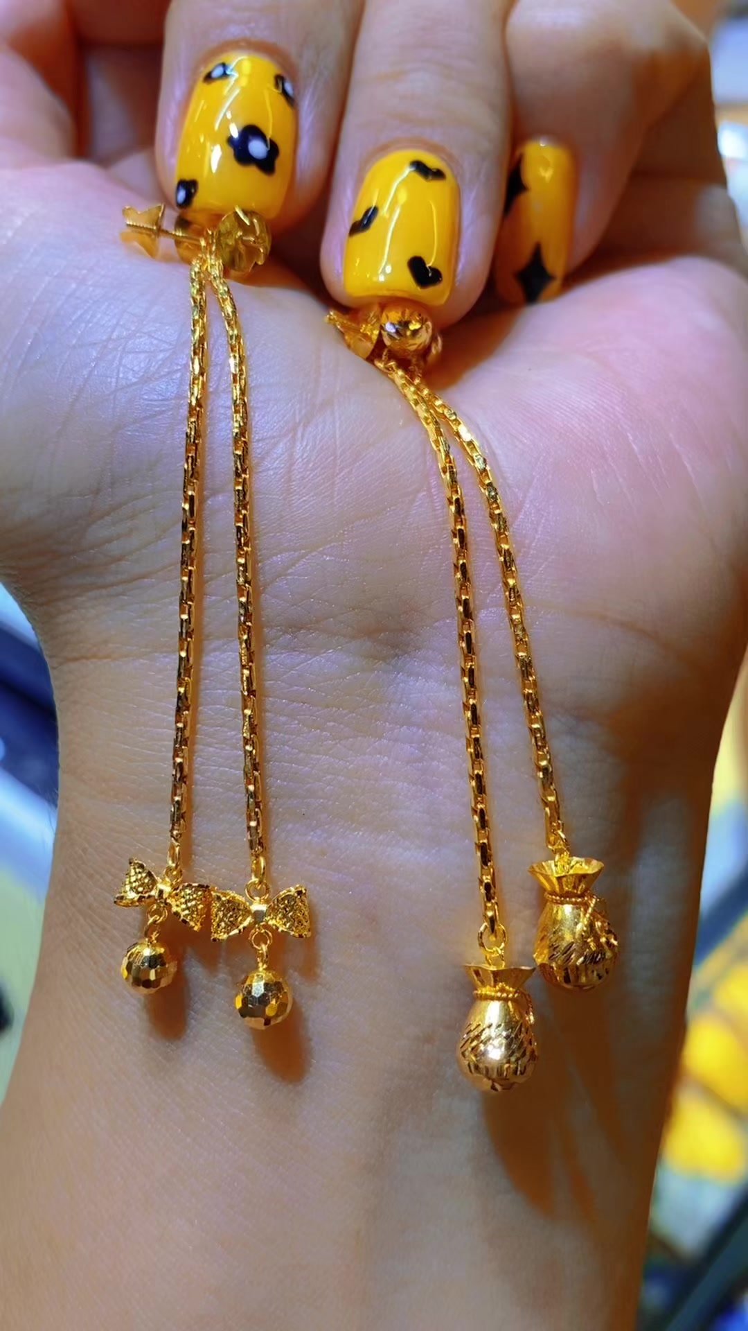 @ရွှေ&ensp;ရတနာ Gold&Jewellery