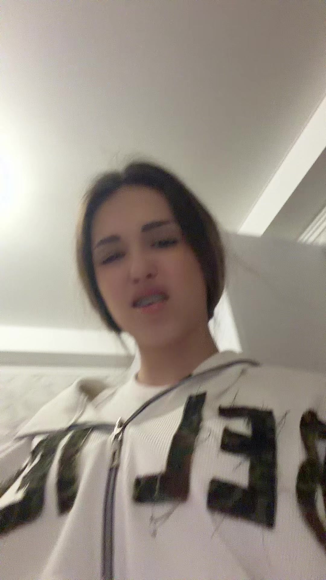@uuhvfhn