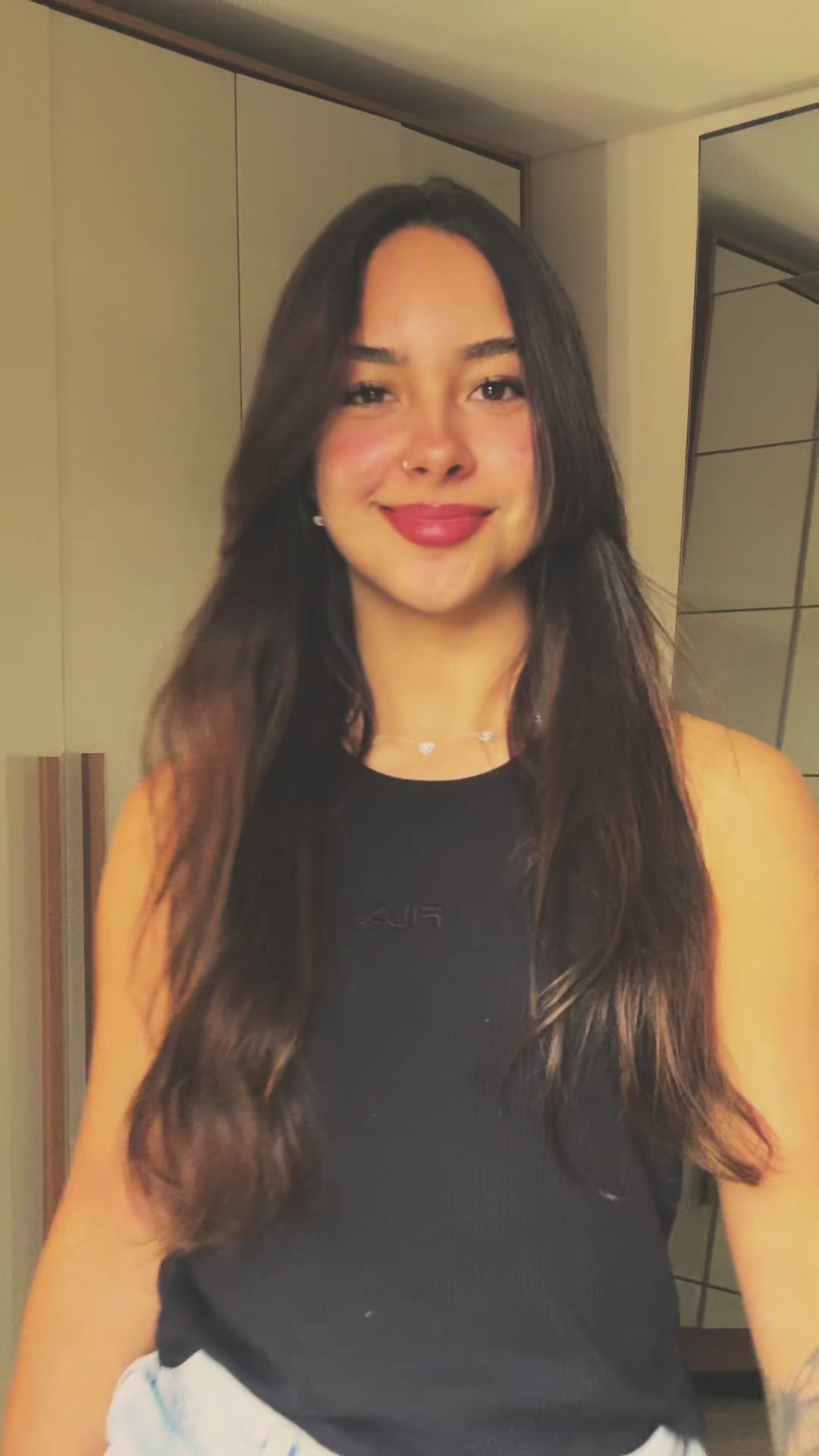 @Larakawanna