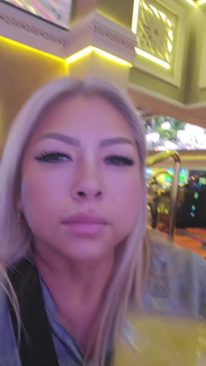 @Gloria