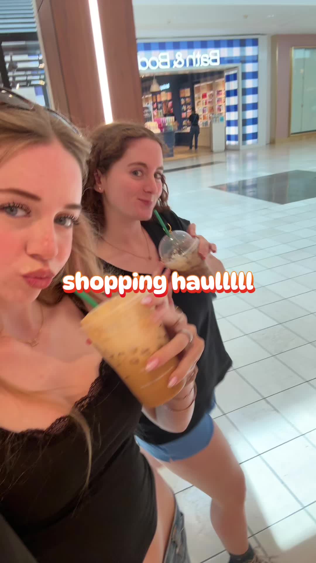 @1sabellawhite