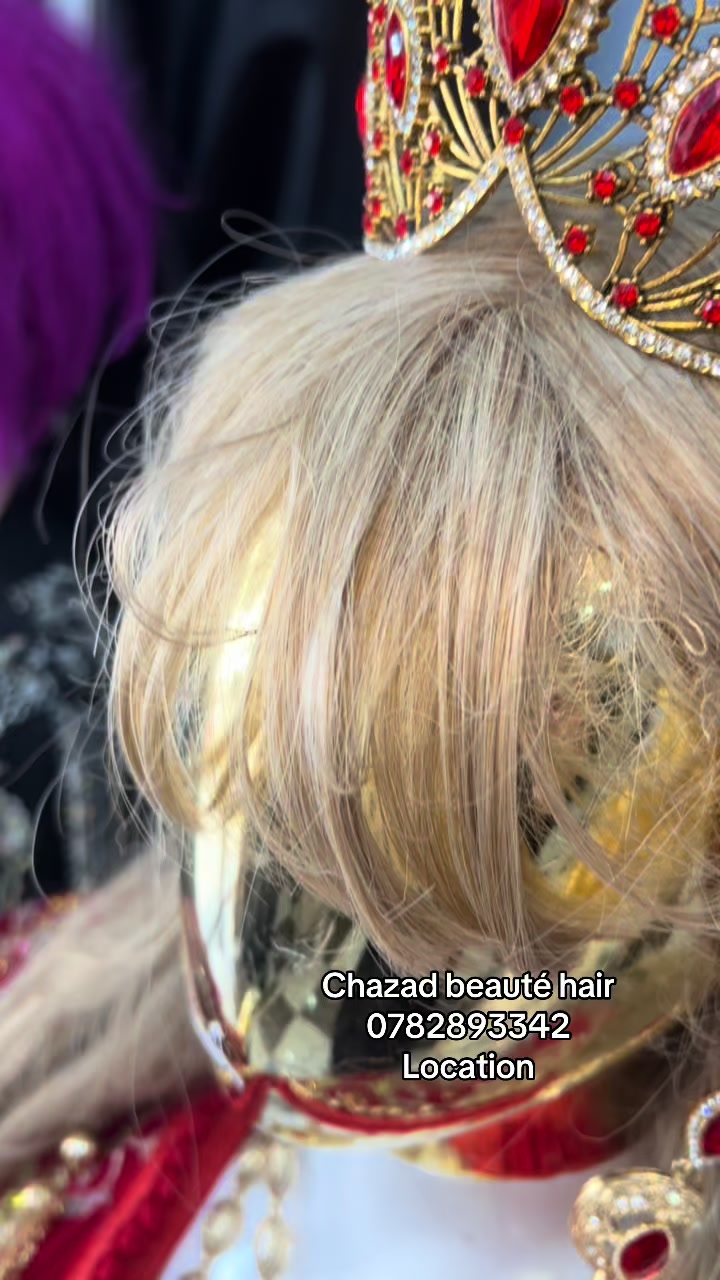 @Chazad beaut&eacute; hair