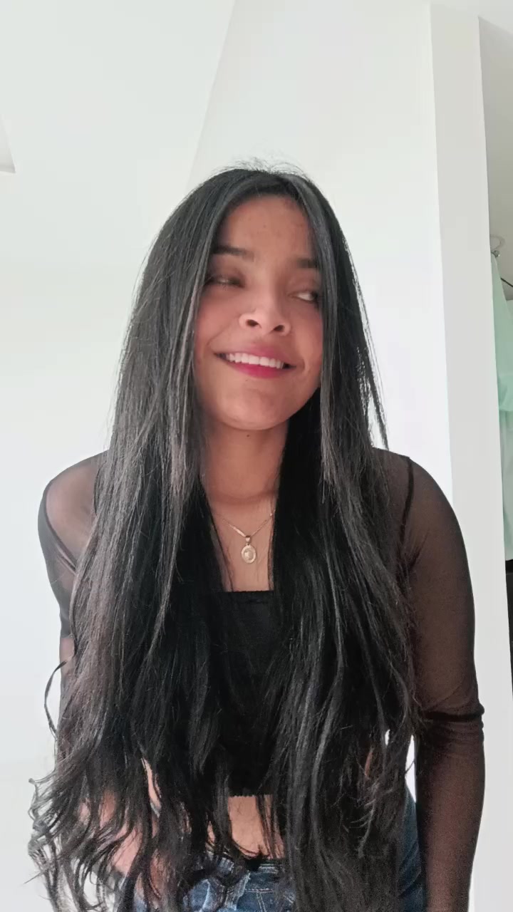 @Clau✨