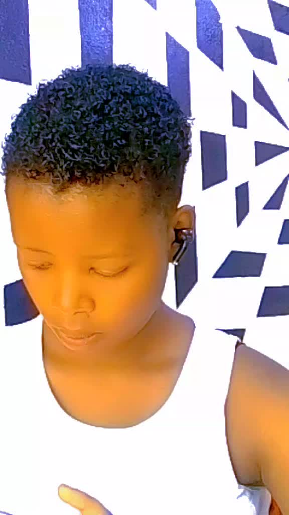 @ashygal🇷🇼🇷🇼