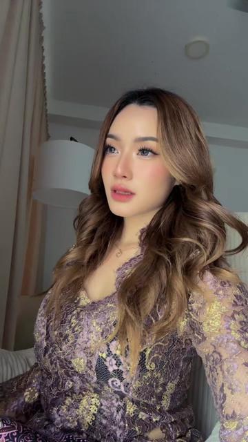 @Qamarina&ensp;Lim🌙