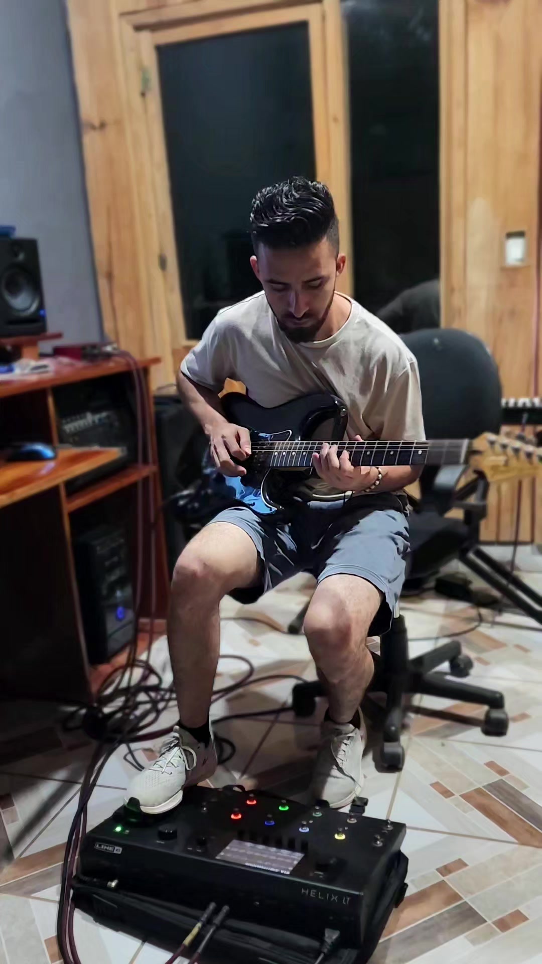 @Josh Martinez  🎸