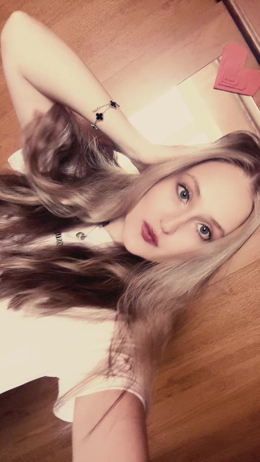 @Anastasia💜