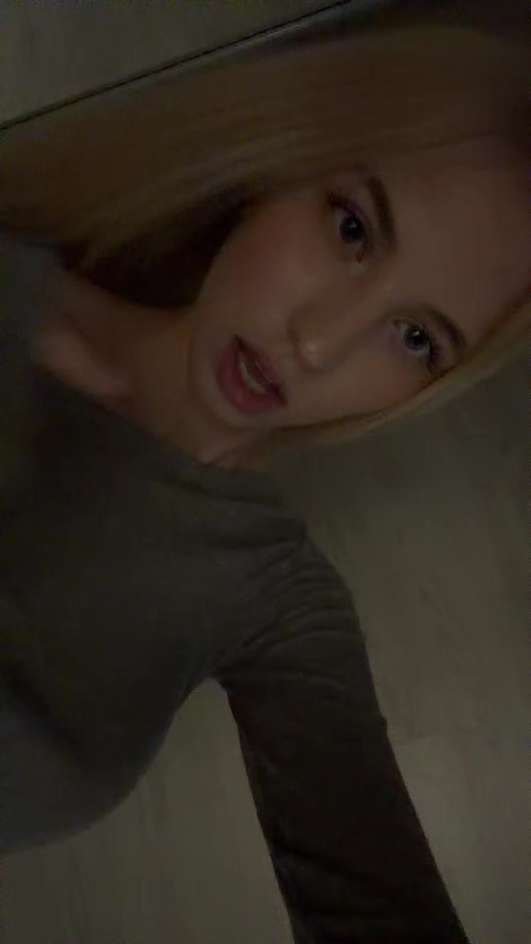 @<3