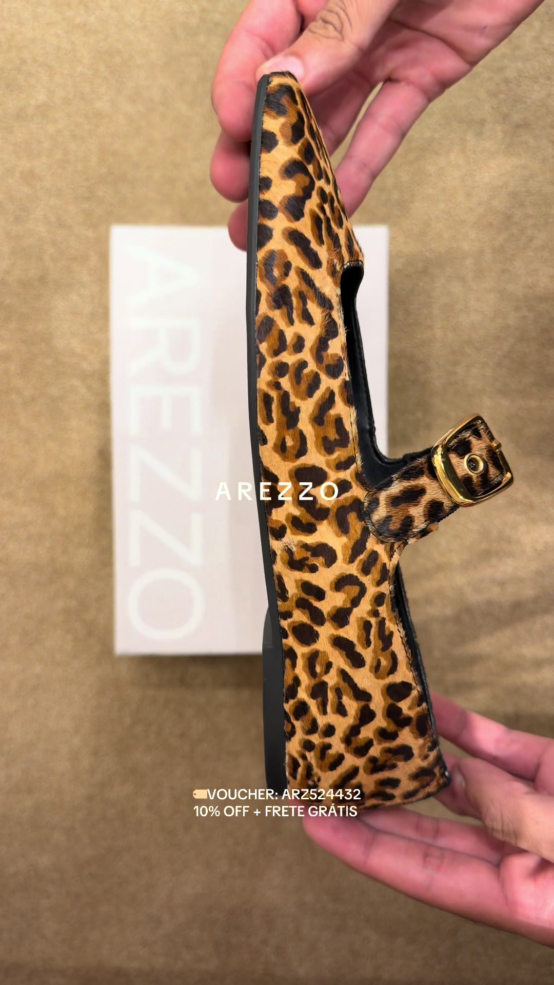 @Dennis Arezzo| ARZ524432