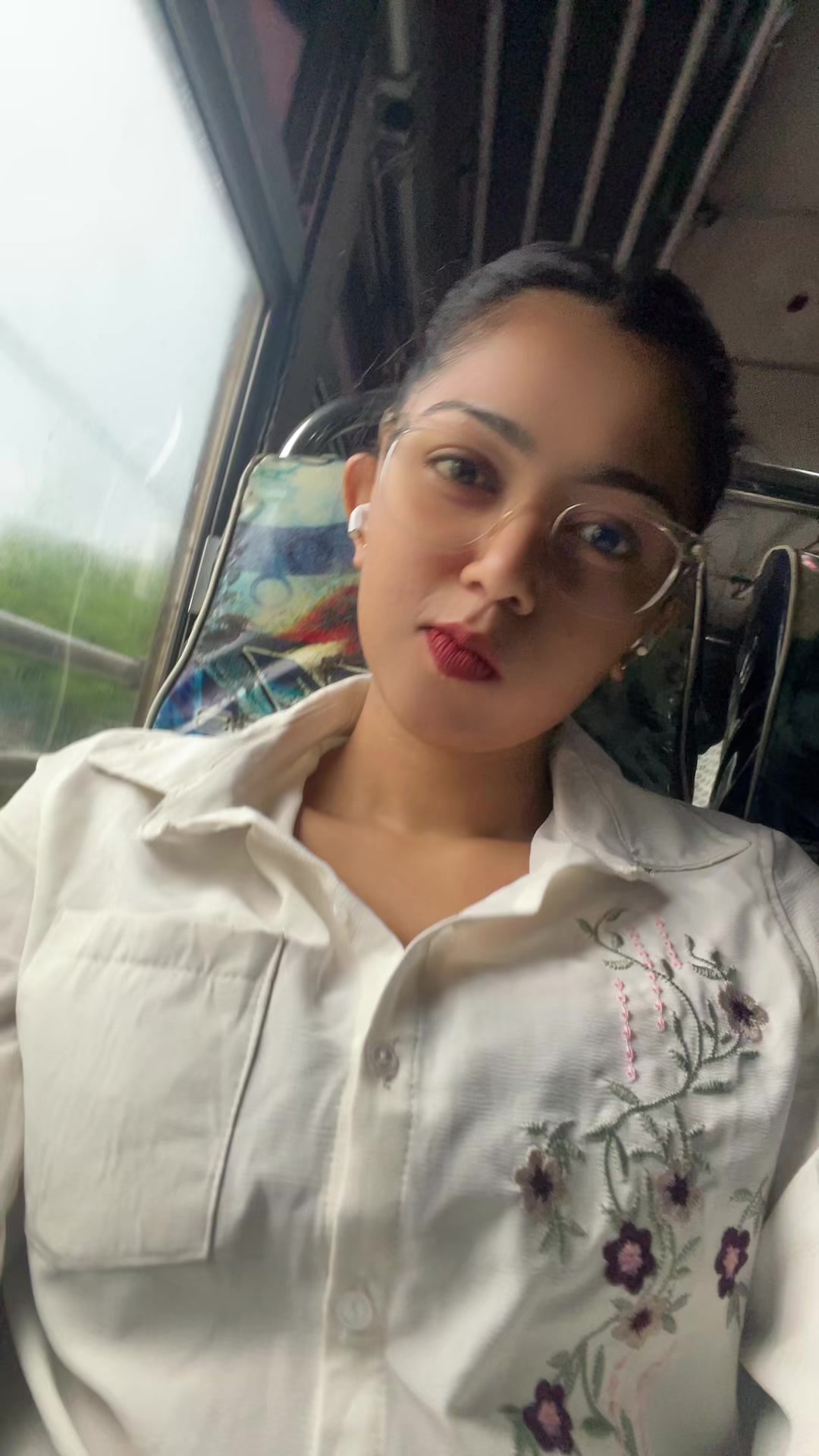 @Yashu 😗🌚💕
