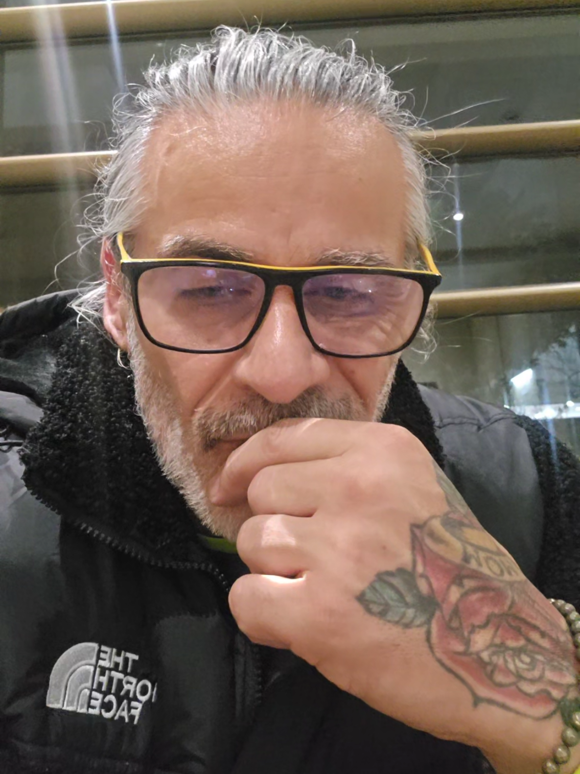 @Francisco - Te sigue