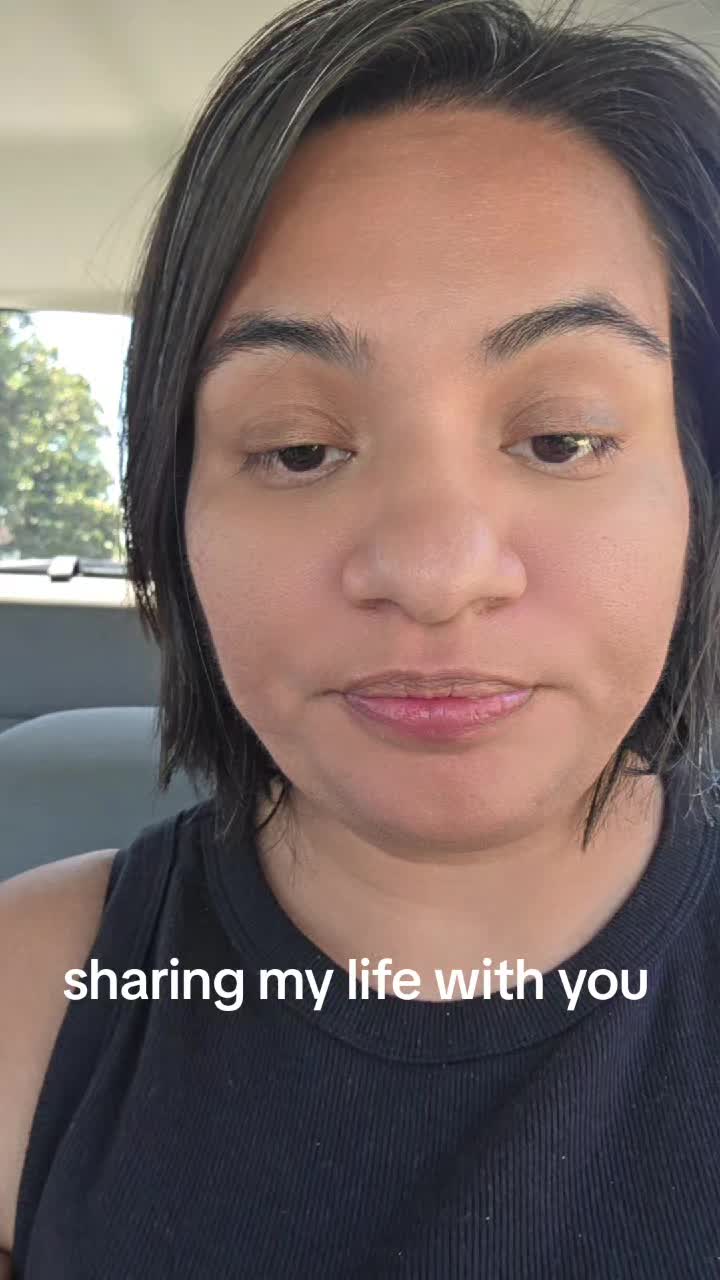 @Vazquezemily