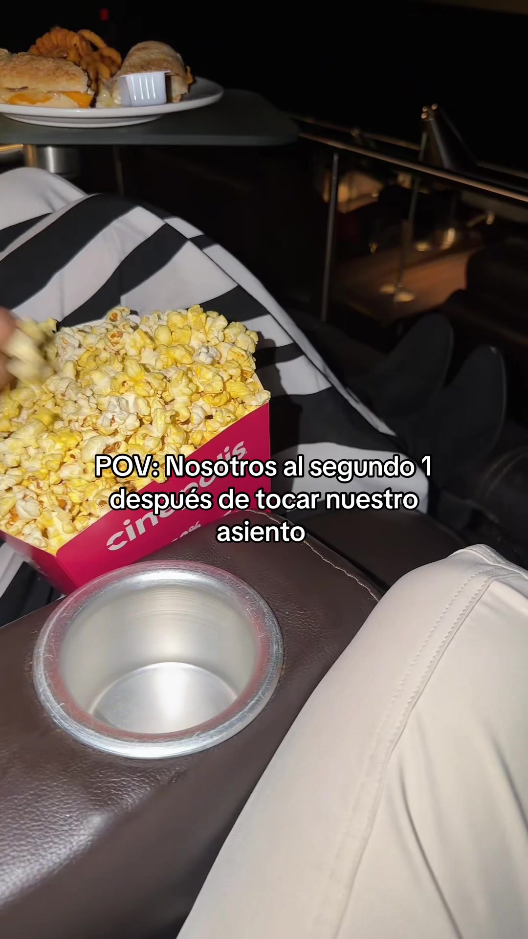 @Hira y Regi ❤️