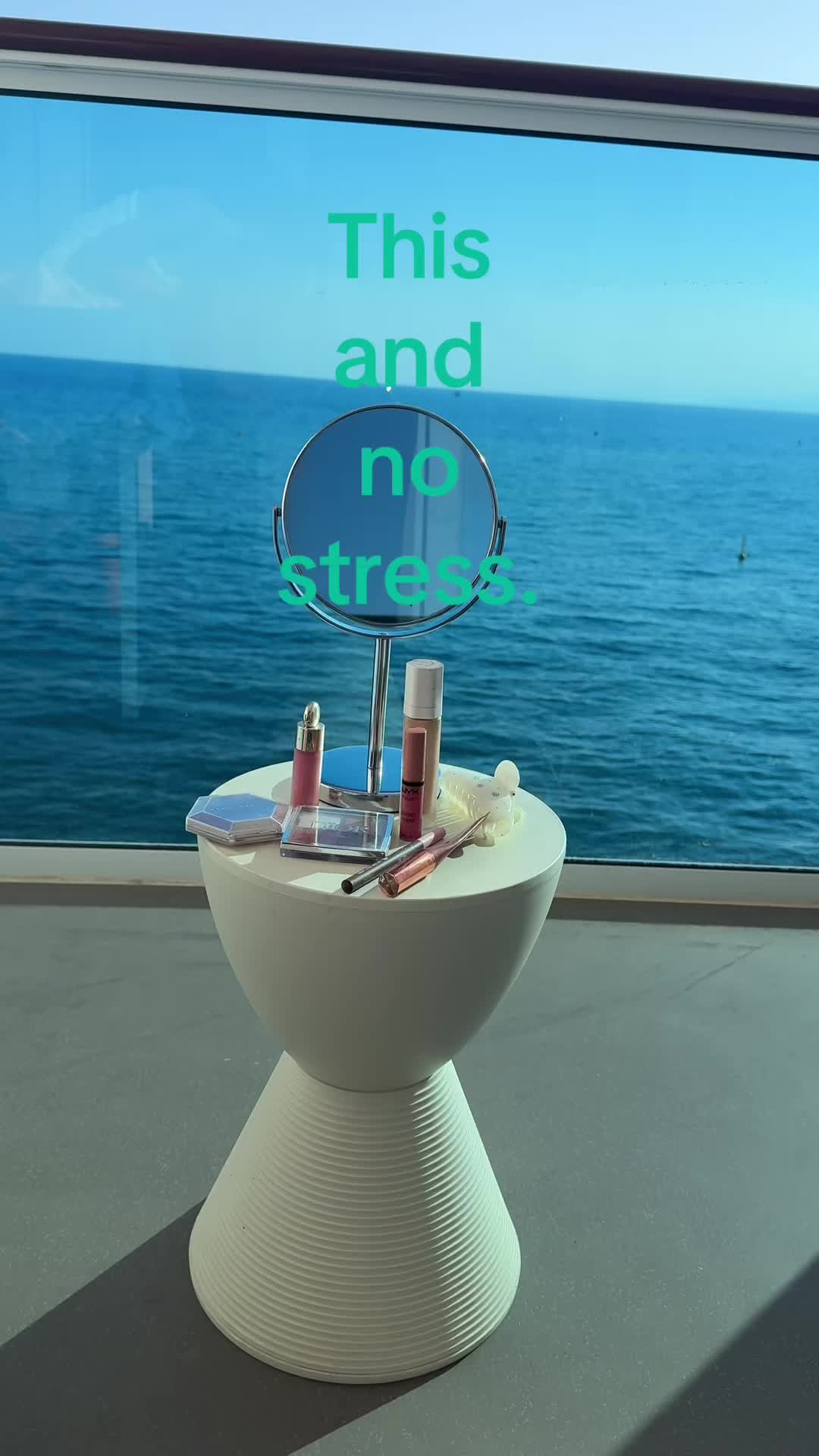 @Laura 🦋