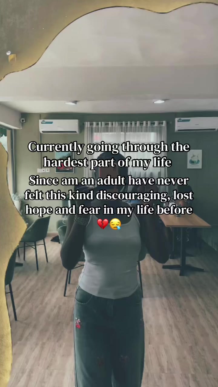 @🫂ENNY🛍☮️
