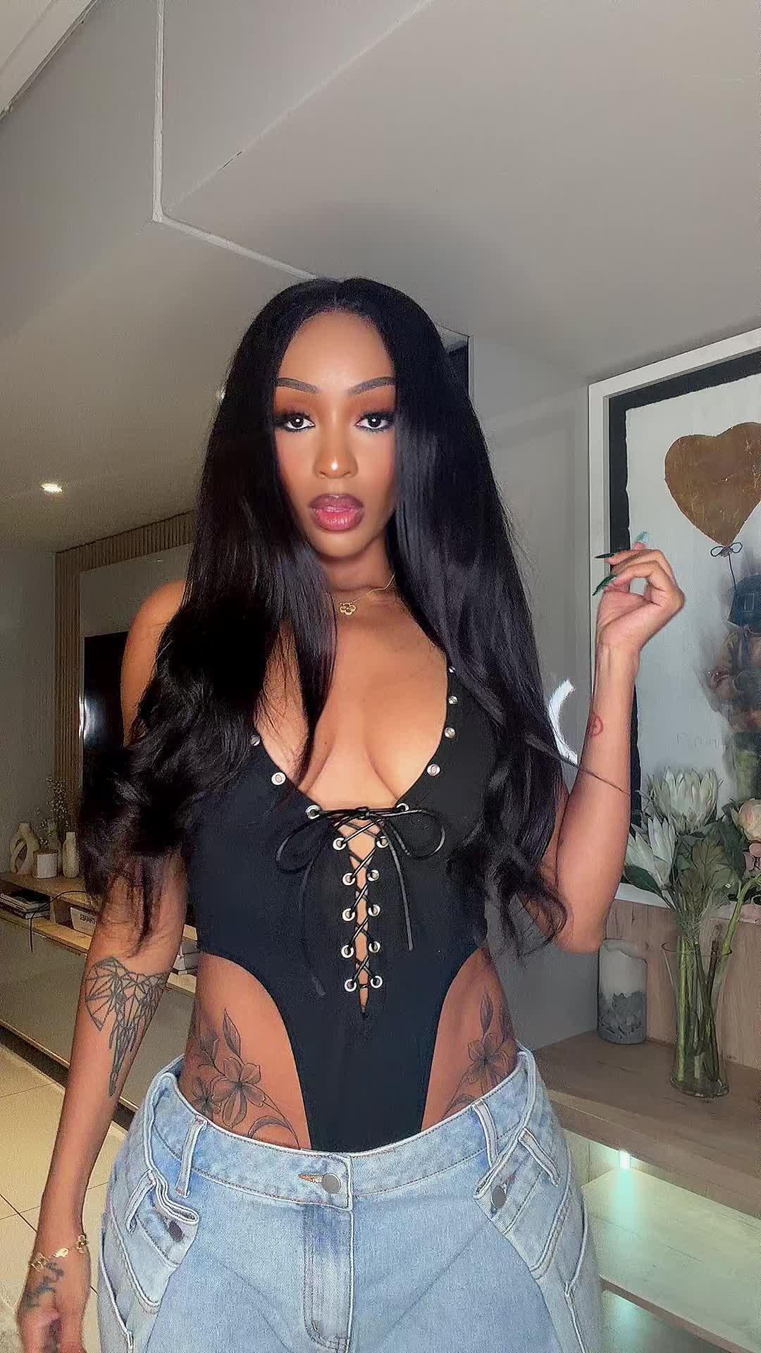 @nadianakai