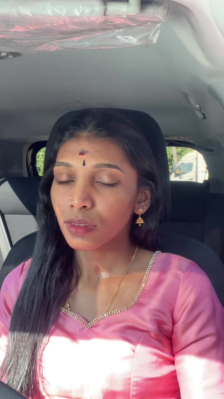 @POOJA🎀