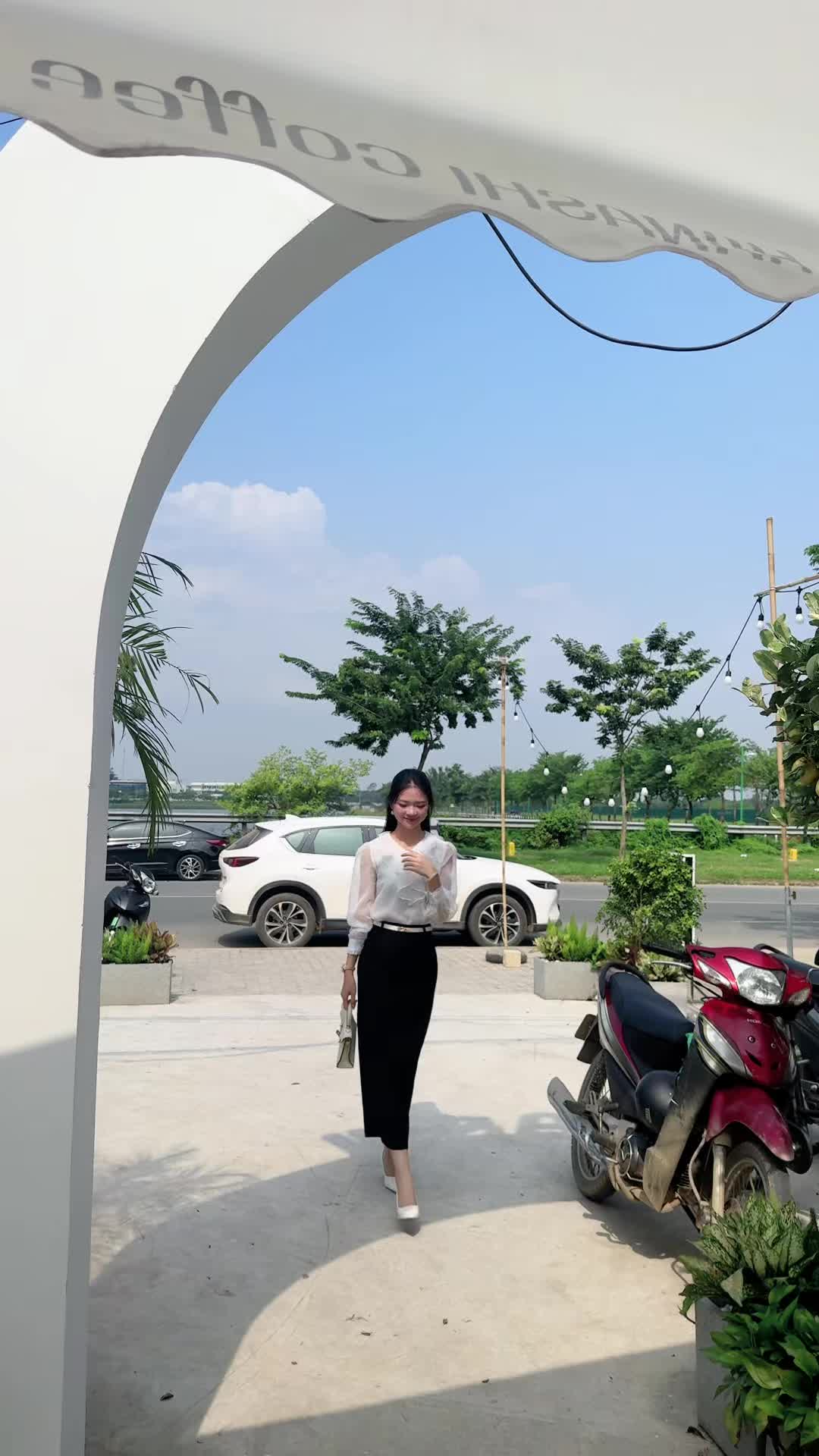 @Uri Thời Trang Việt