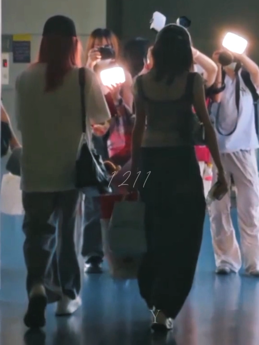 @đu t&ugrave;m lum OTP