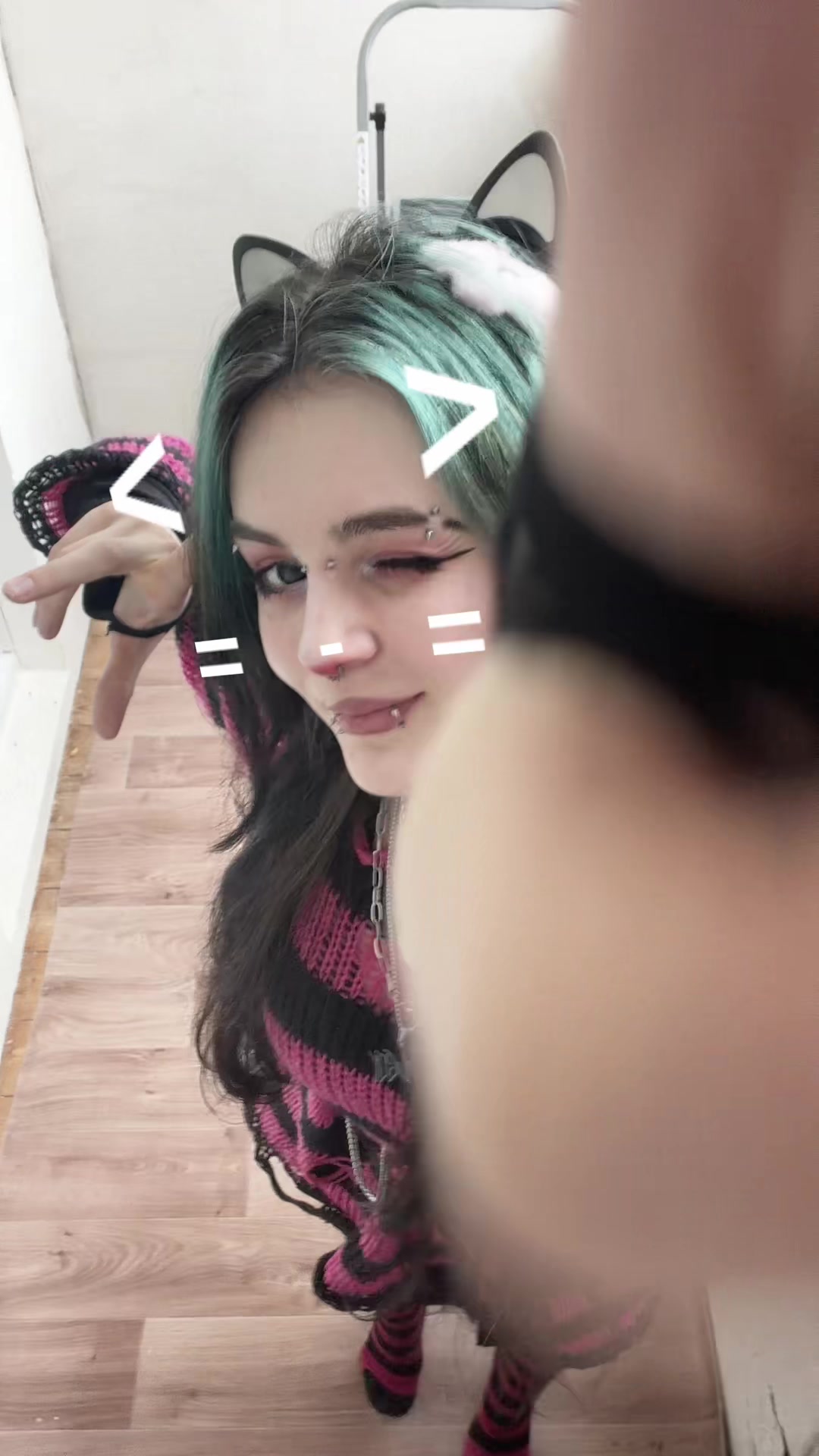 @вилка🧷