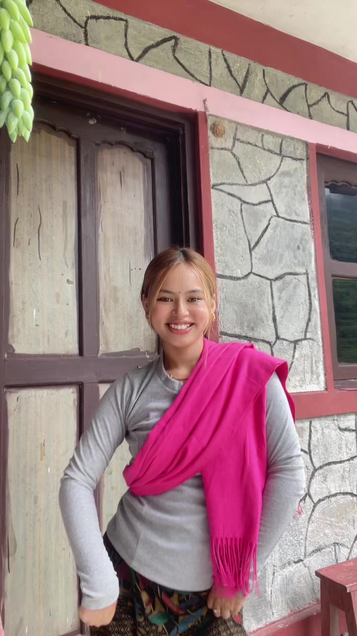 @सलिना गुरुङ