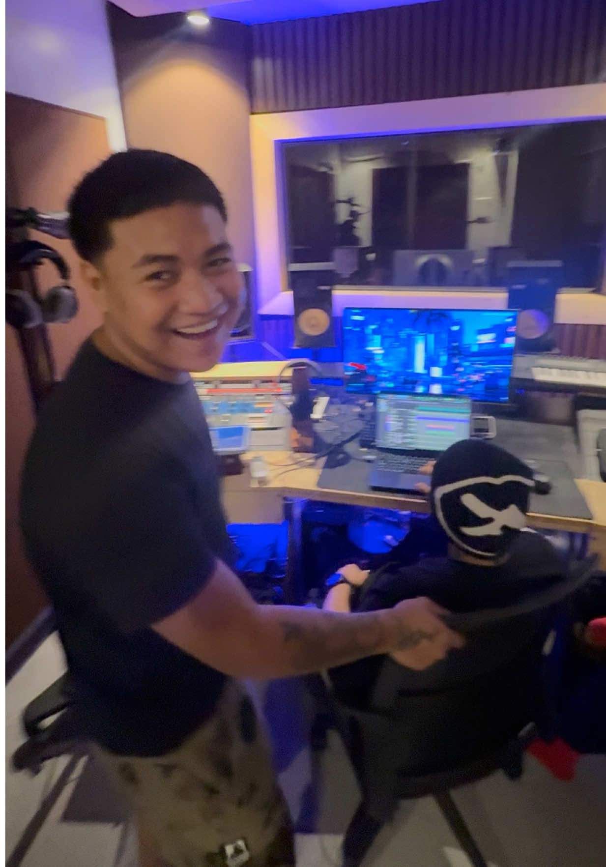 @Bugoy na Koykoy