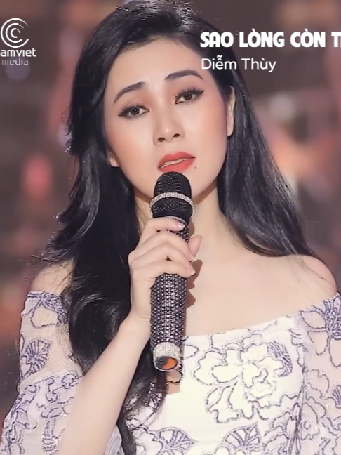 @Nam Việt Bolero
