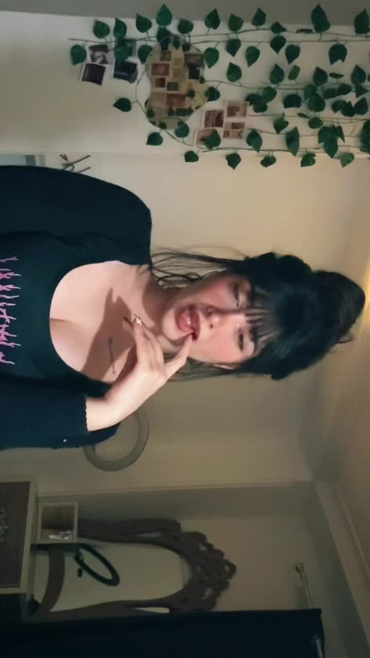 @𝑆𝑡𝑎𝑦𝑤𝑖𝑙𝑑